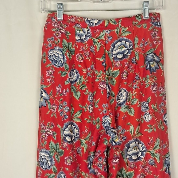 Vintage 80s FRANK SAVAGE 4 Red Floral Rayon Pants Pleated High Waist Tapered Leg - Picture 5 of 7